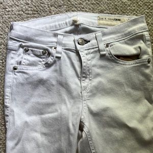 White rag and bone skinny jeans in awesome condition
